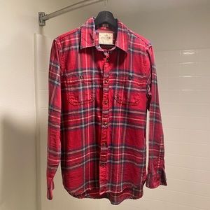 Hollister Men’s Plaid Red Long Sleeve Shirt Size Small